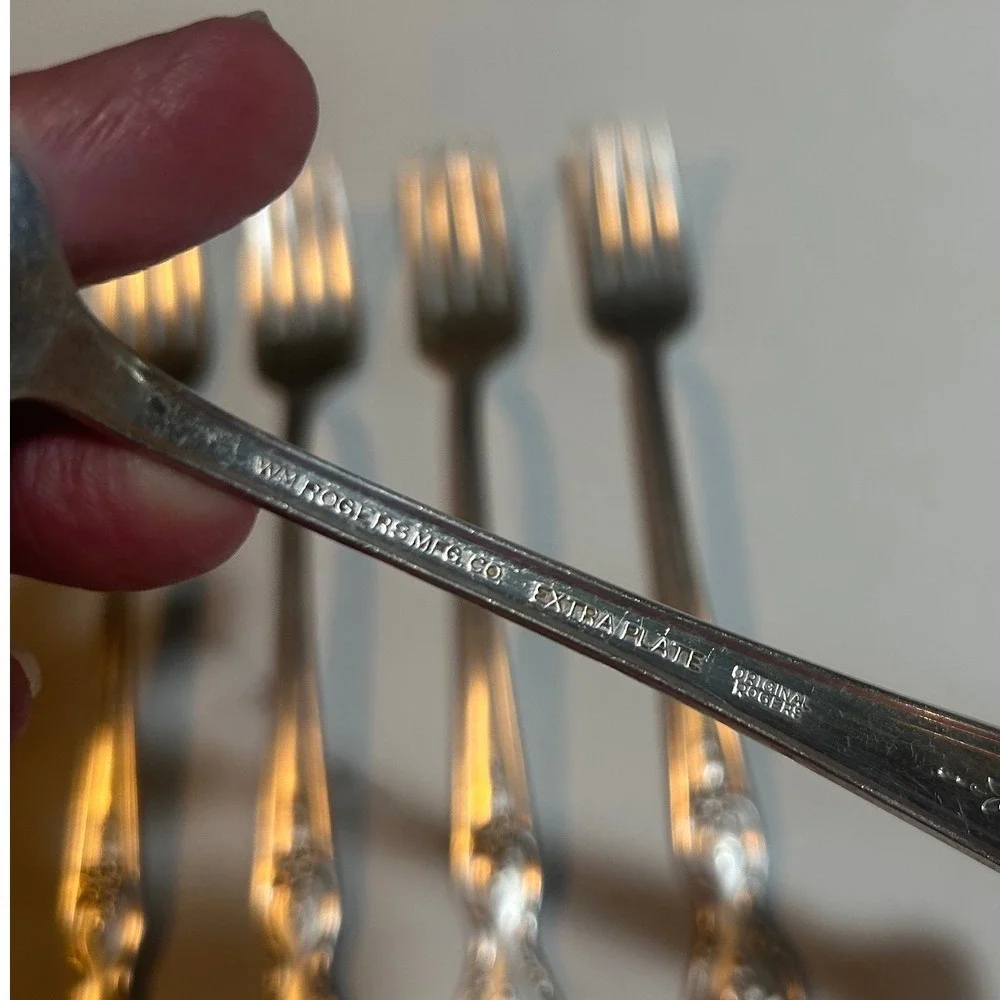Wm Rogers Mfg Co April Pattern Silverplate Salad Forks Set of 5 Vintage 1950